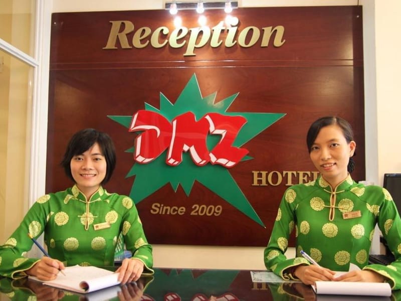 Khách sạn DMZ