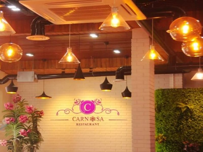 Khách sạn Carnosa Huế