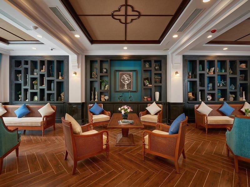 Khách sạn Manoir Des Arts