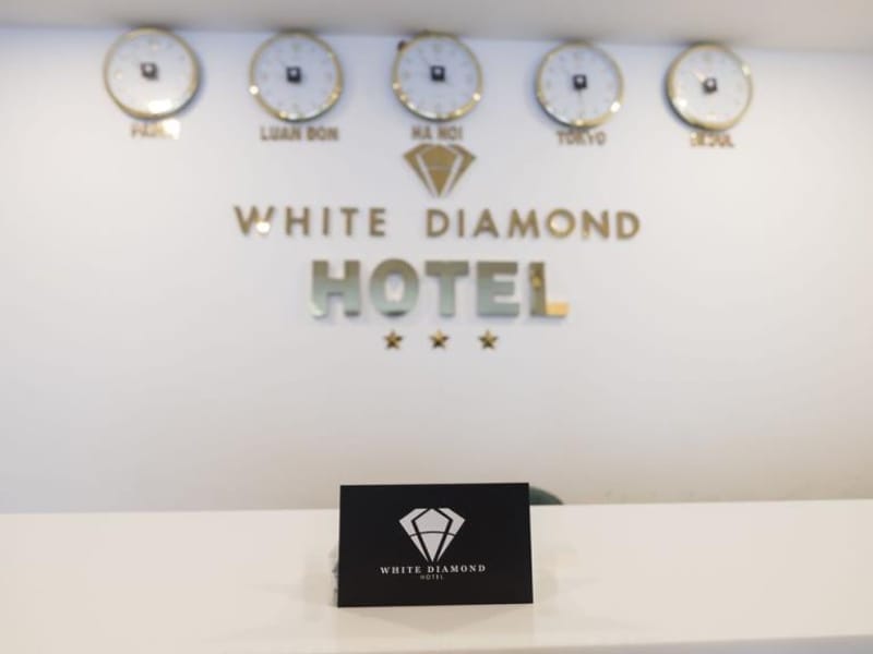 Khách Sạn White Diamond 1