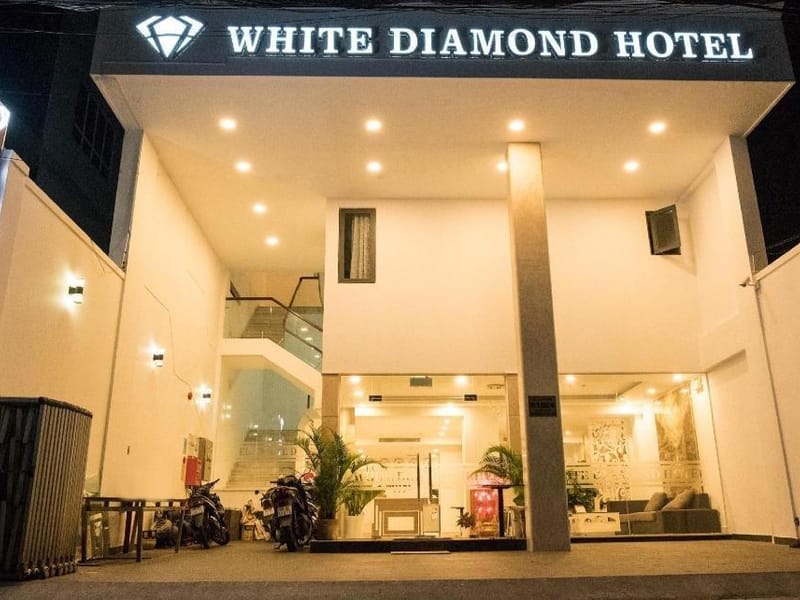 Khách Sạn White Diamond 1