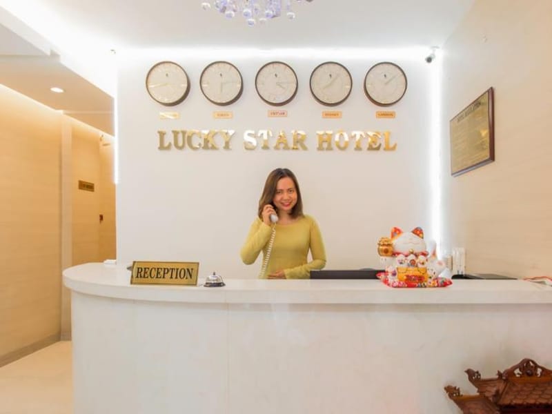 Khách sạn Lucky Star 266 Đề Thám