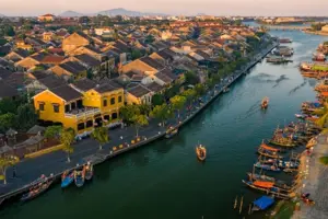 Khám phá chợ đêm Hội An
