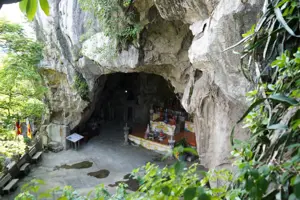 Động Kính Chủ (Kinh Môn, Hải Dương) - "Nam thiên Đệ Lục Động", nơi ẩn chứa bảo vật quốc gia