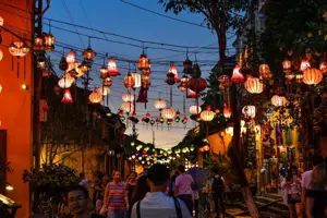 Hội An ngày và đêm - Vẻ đẹp trữ tình, mộng mơ của phố cổ xưa