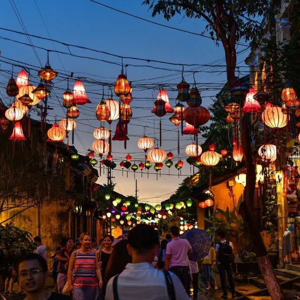 Hội An ngày và đêm - Vẻ đẹp trữ tình, mộng mơ của phố cổ xưa