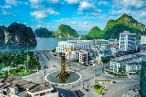 Hạ Long - Kỳ quan thiên nhiên thế giới - Điểm du lịch hấp dẫn cho du khách trong và ngoài nước
