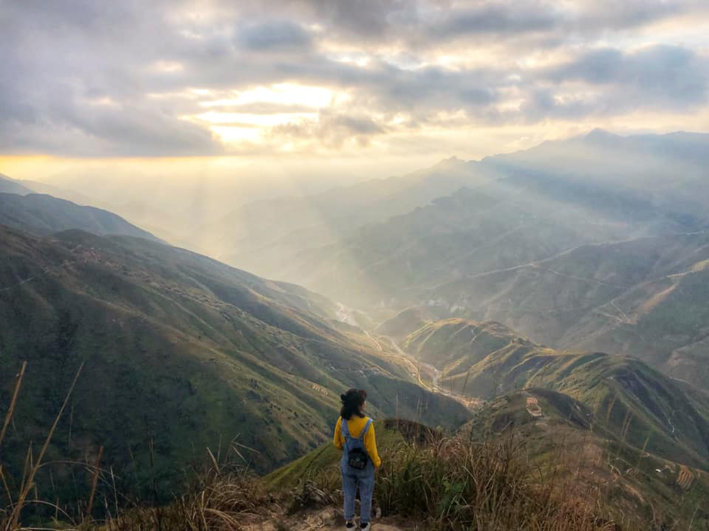 Trekking "sống lưng khủng long" Tà Xùa - Trải nghiệm hòa mình vào thiên nhiên hùng vĩ