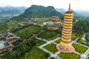 Lịch trình chi tiết du lịch khám phá Hang Múa - Chùa Bái Đính (Ninh Bình) 1 Ngày