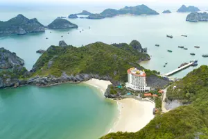 Cát Bà 30/4 - 1/5 có gì chơi? Top 5 trải nghiệm không thể bỏ lỡ tại "đảo ngọc"