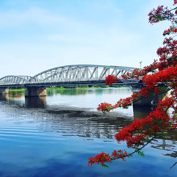 Cố đô Huế: Bản giao hưởng của di sản vàng son và nhịp sống chậm rãi