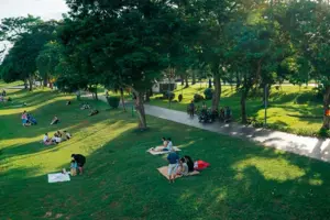 Picnic bên bờ sông Hương: Trải nghiệm "chill hết nấc" giữa lòng cố đô