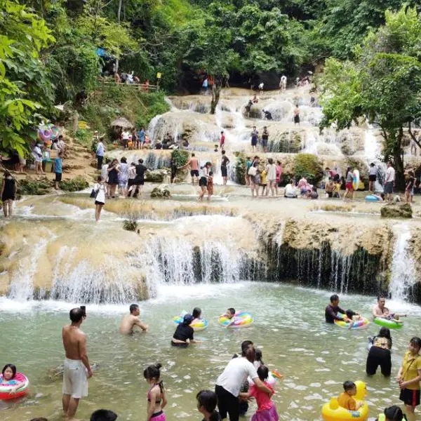 Suối Mây Thanh Hóa - Kiệt tác "9 bậc tình yêu" giữa đại ngàn