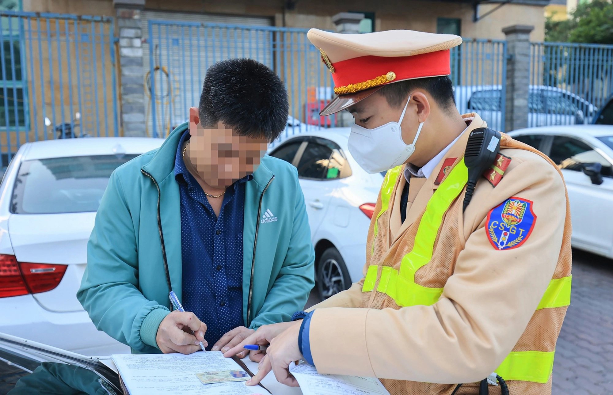 Lỗi vi phạm trừ 2 điểm GPLX