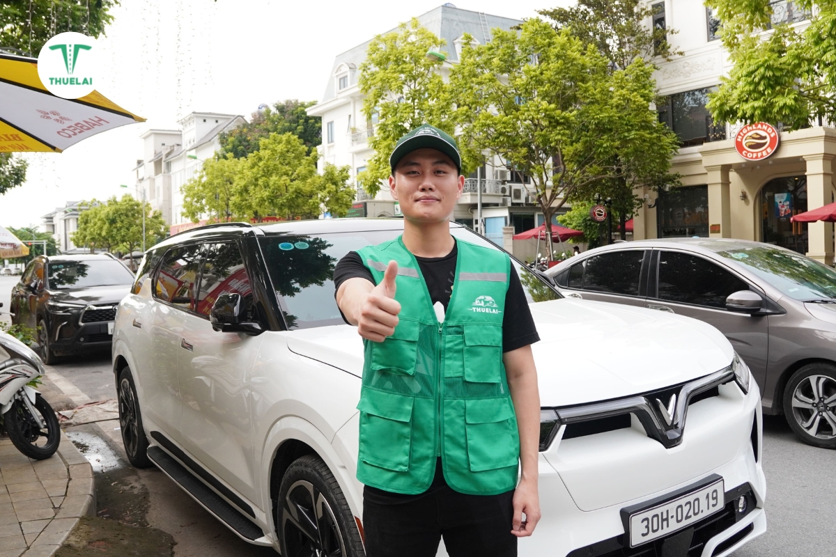 Đội ngũ tài xế lái xe hộ chuyên nghiệp của THUELAI