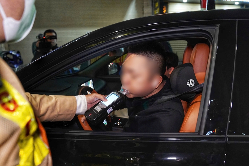 Kiểm tra nồng độ cồn không vùng cấm