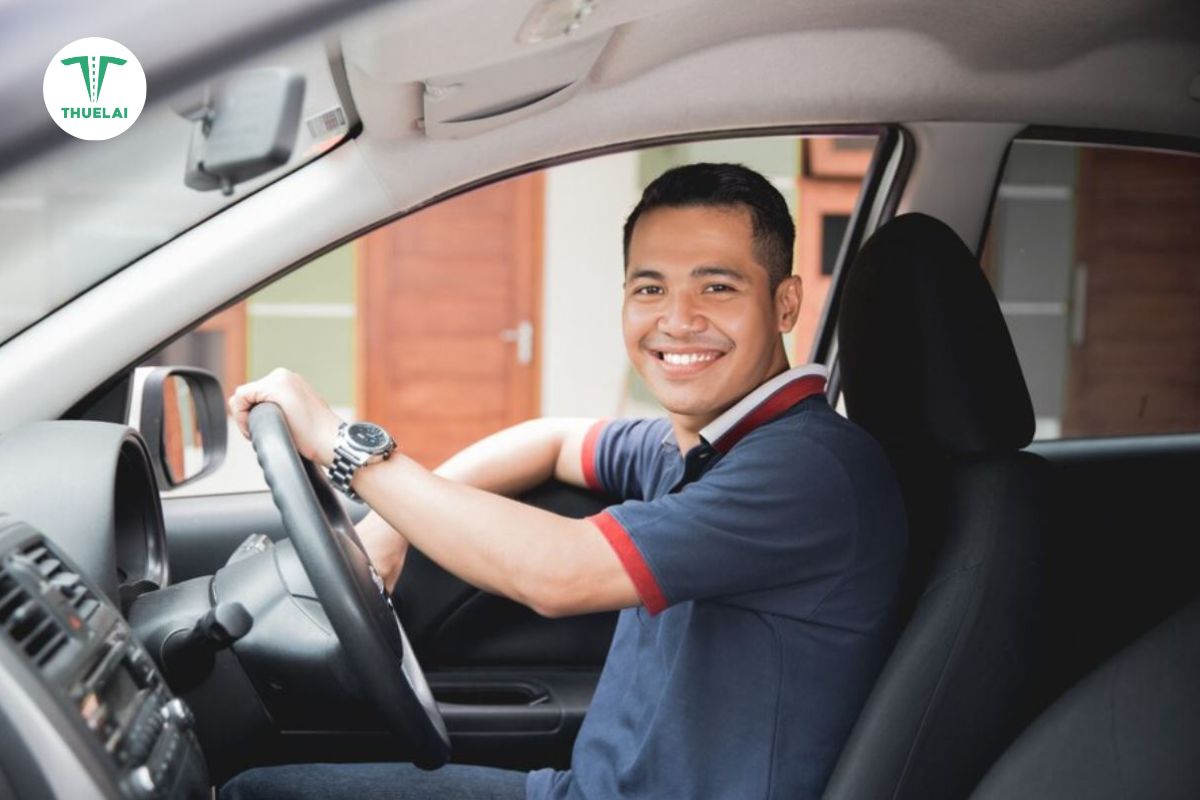 Lái xe hộ đang trở thành dịch vụ xu hướng trong tương lai