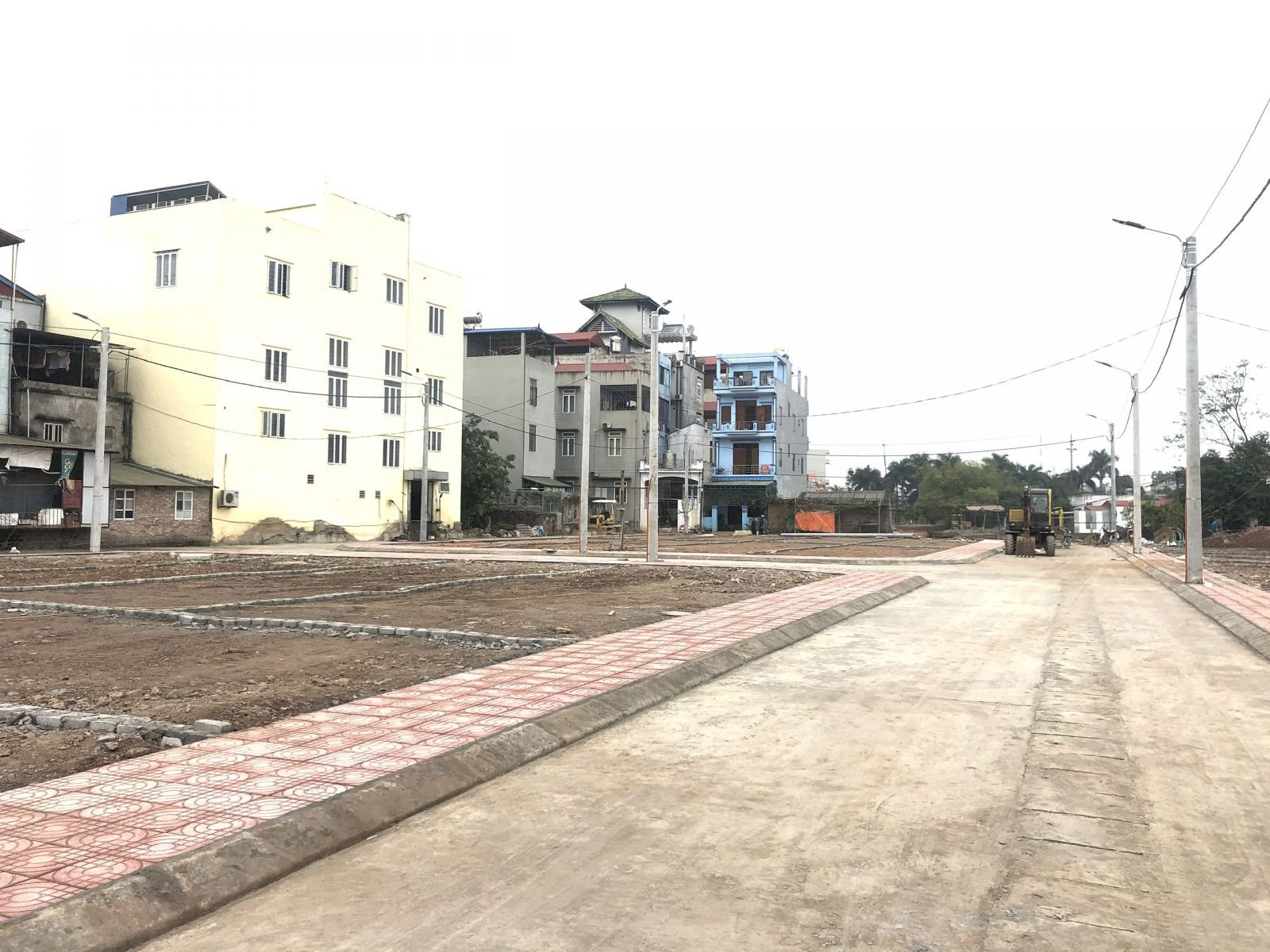 Giá nhà đất ngoài trung tâm thủ đô