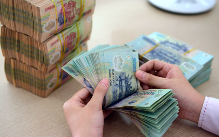 Các ngân hàng đồng loạt tăng lãi suất