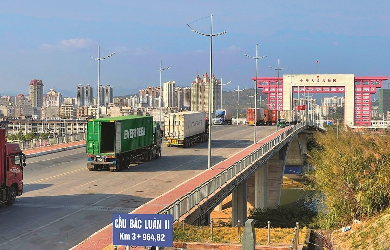 Cửa khẩu Bắc Luân Móng Cái