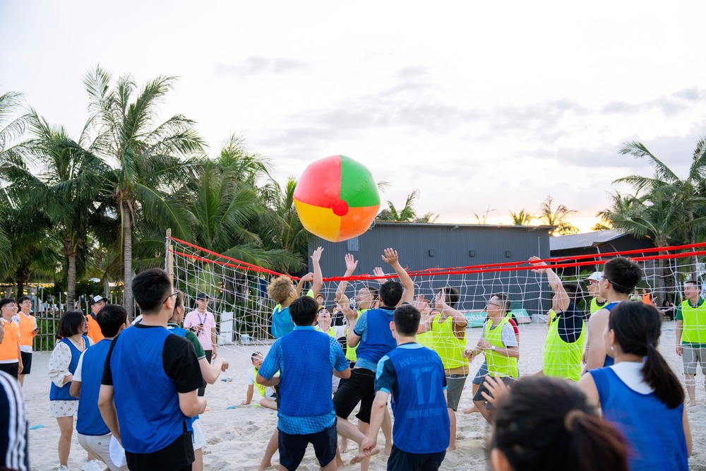 Khoảnh khắc bứt phá trong game của các đội chơi