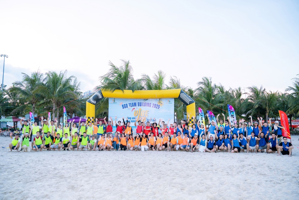 Các đội chơi tại khu vực team building