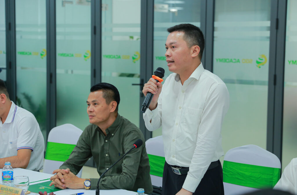 Chủ tịch Vũ Kim Giang phát biểu ý kiến