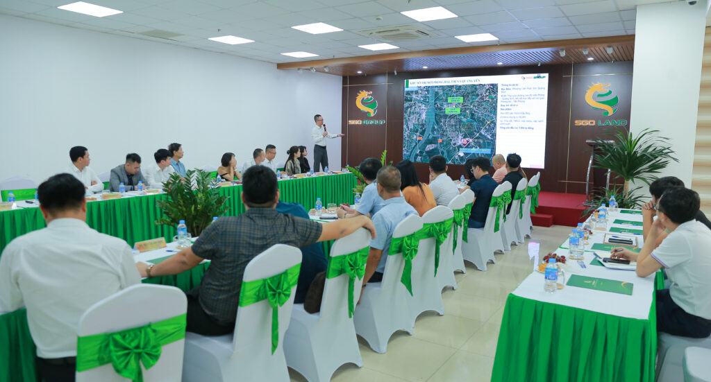 Trao đổi về các dự án hợp tác sắp tới