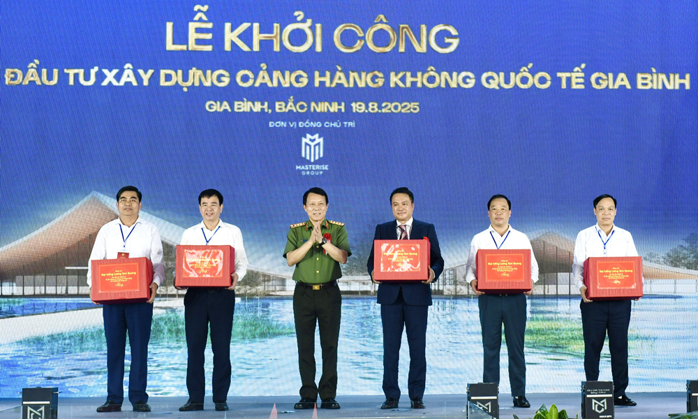 Xây dựng sân bay quốc tế Gia Bình