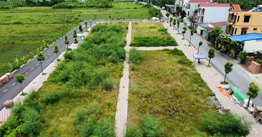 Bảng giá đất ngoại thành cao chót vót