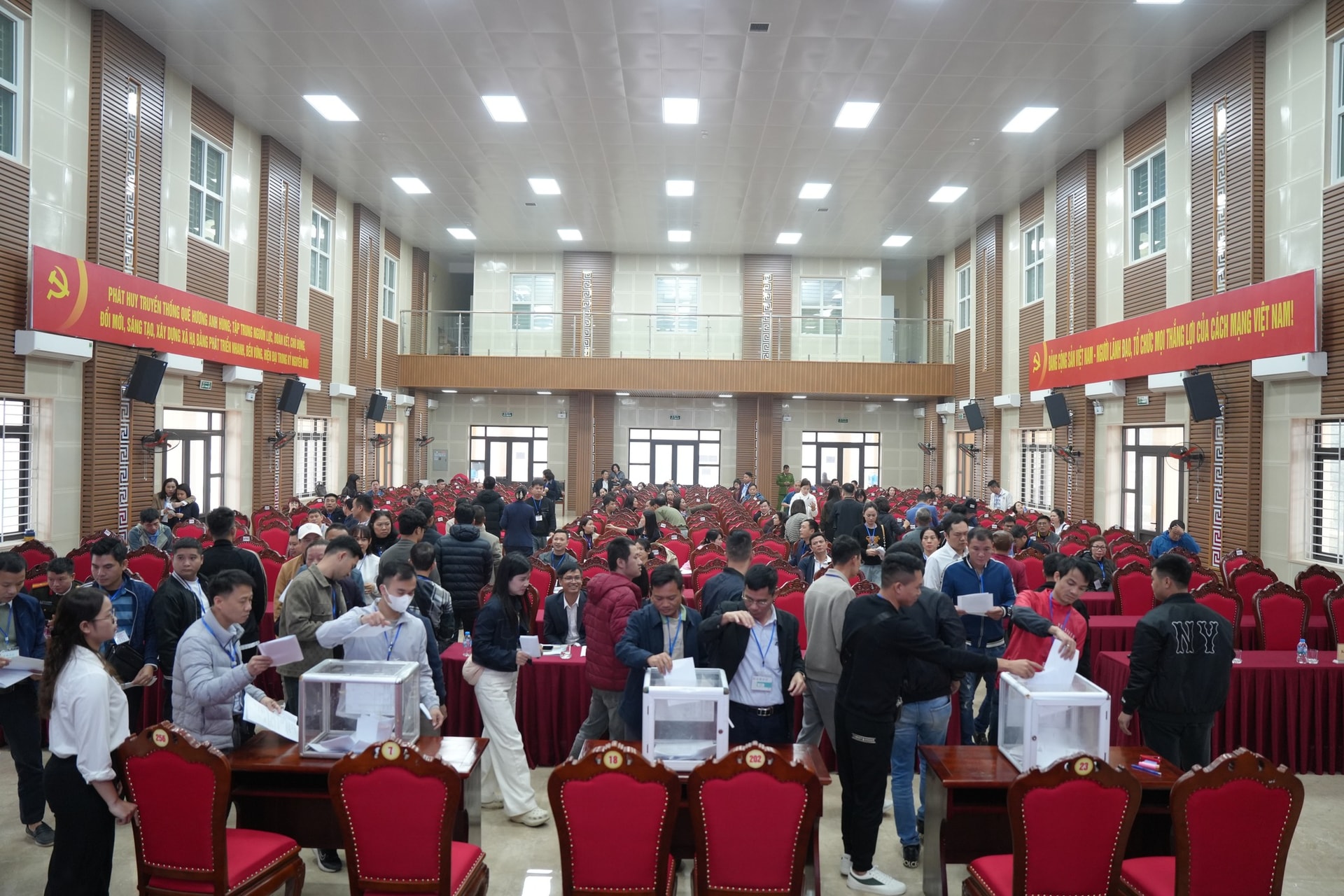 Đấu giá đất xã Hạ Bằng, Hà Nội