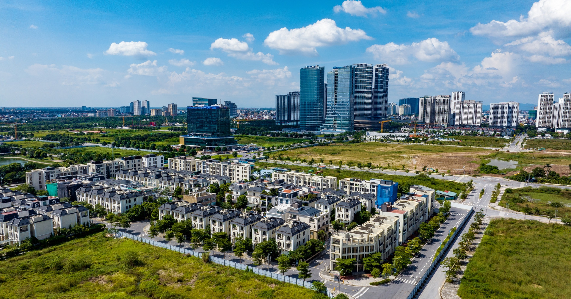 Đề xuất tặng biệt thự, chung cư cho nhân lực chất lượng cao