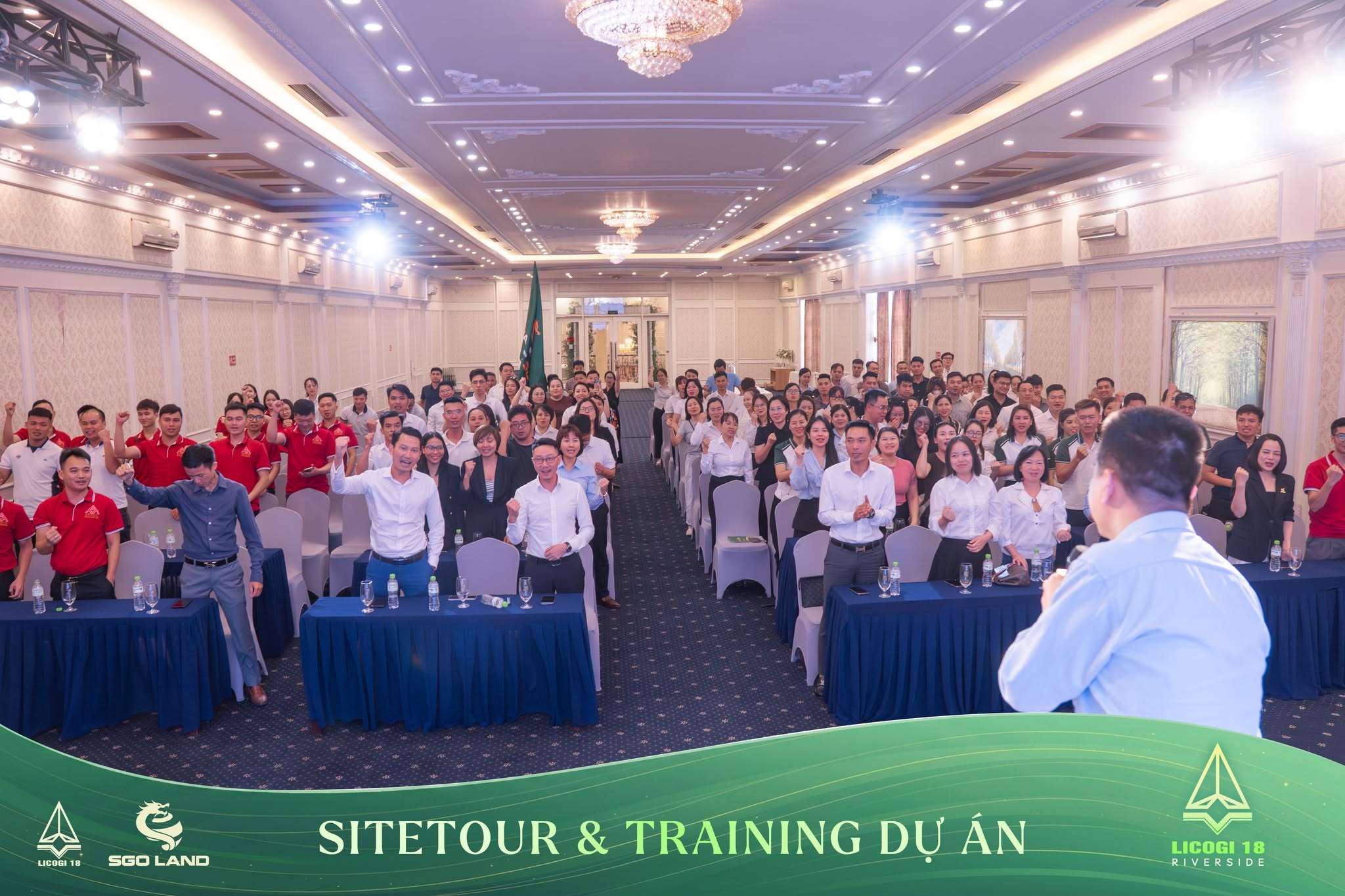 Hình ảnh gần 300 chuyên viên kinh doanh tham gia chương trình