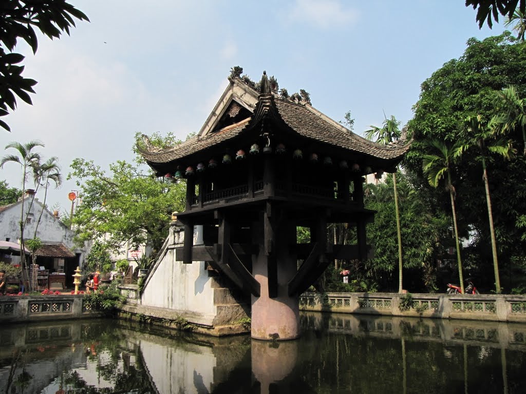 Chùa Một Cột ngày nay khi trải qua thăng trầm của thời gian