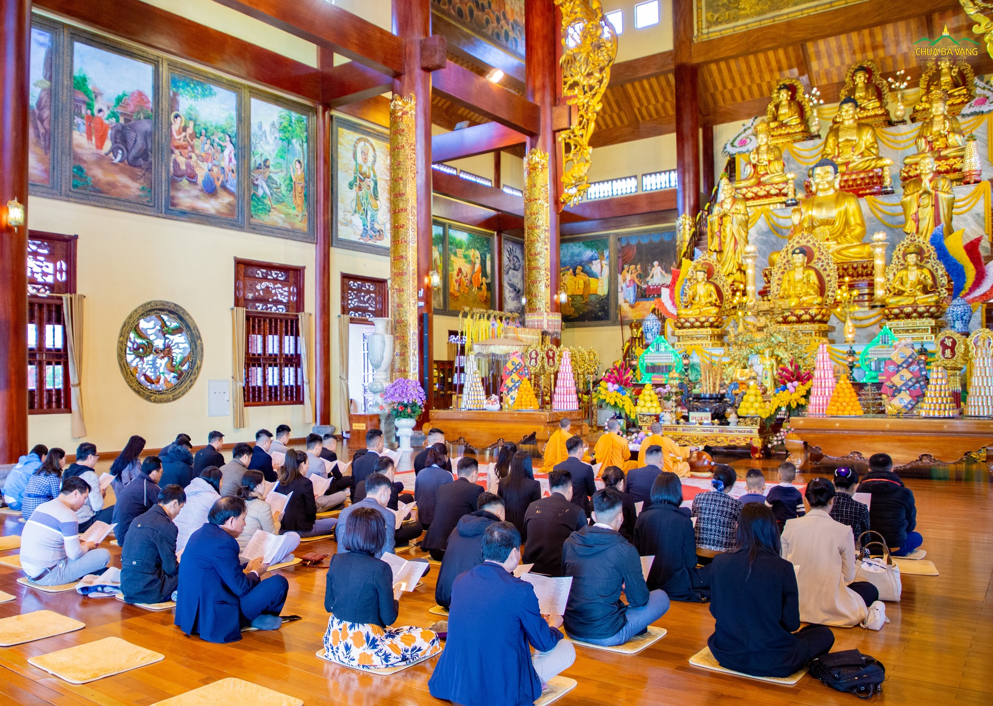 đại hùng bảo điện chùa ba vàng
