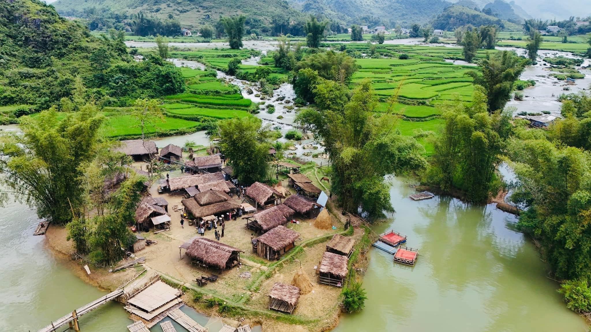 Phim trường Đèn Âm Hồn Cao Bằng