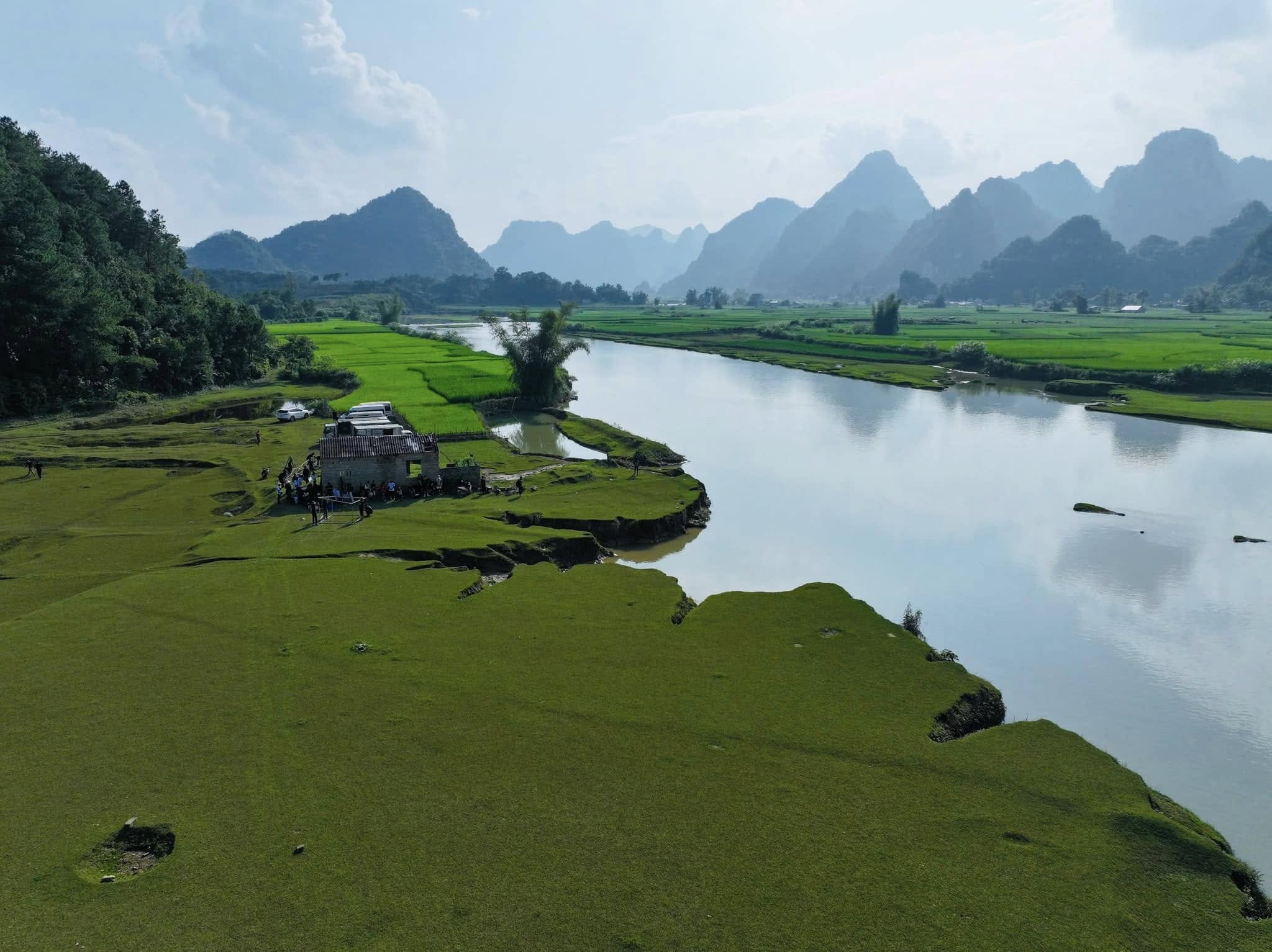 Thiên nhiên Cao Bằng hùng vĩ