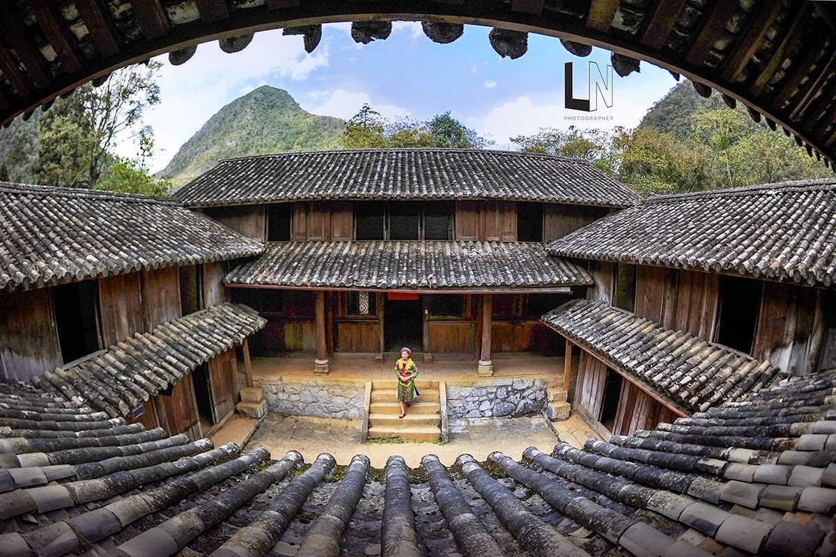 dinh thự vua Mèo