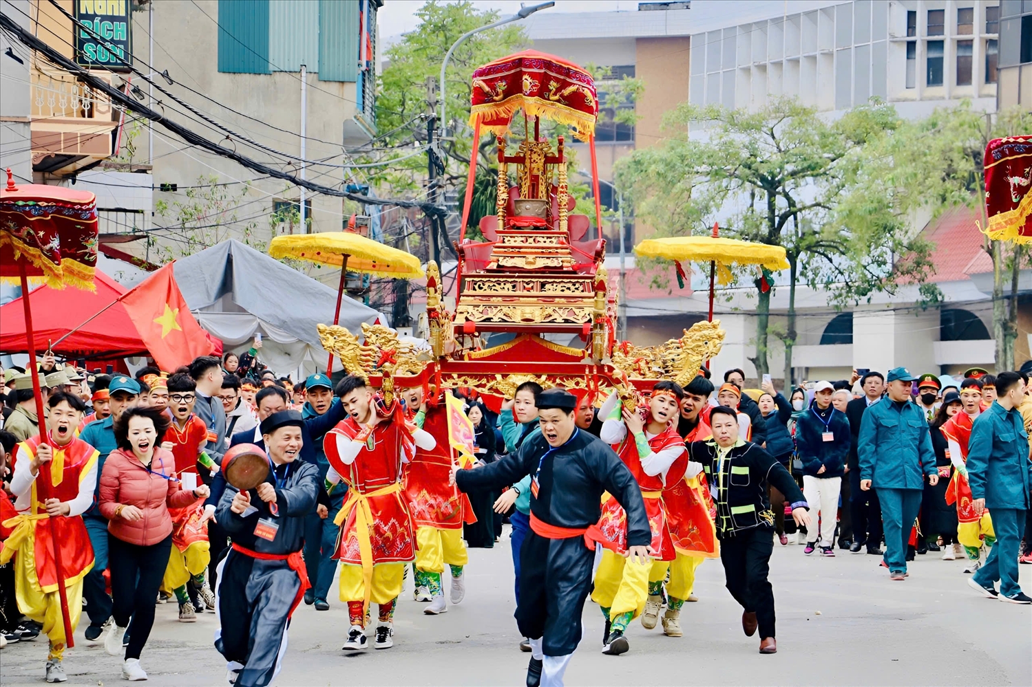 Lễ hội đền Kỳ Cùng Tả Phủ