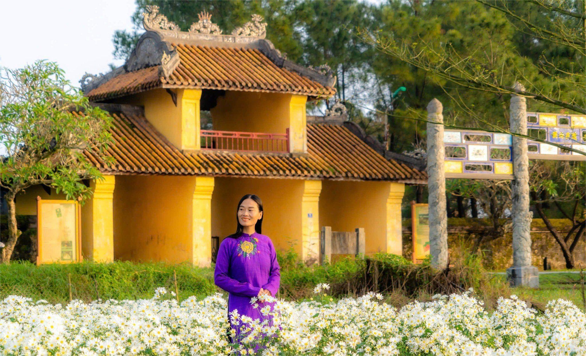 Vườn cải bên sông Hương của Huế
