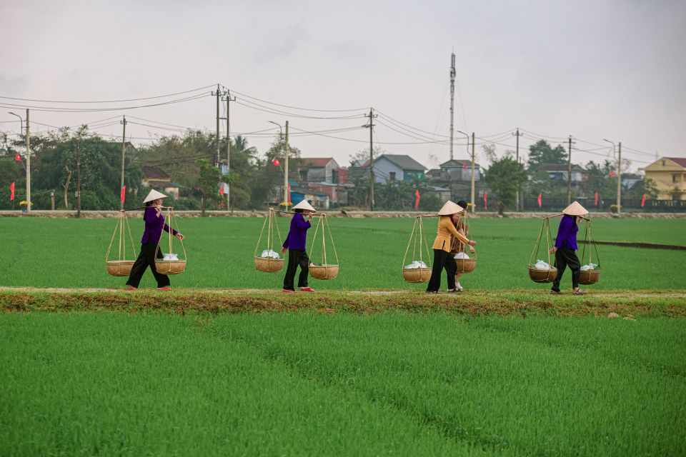 Hình ảnh làng bún Vân Cù rất đỗi bình dị, dễ thương