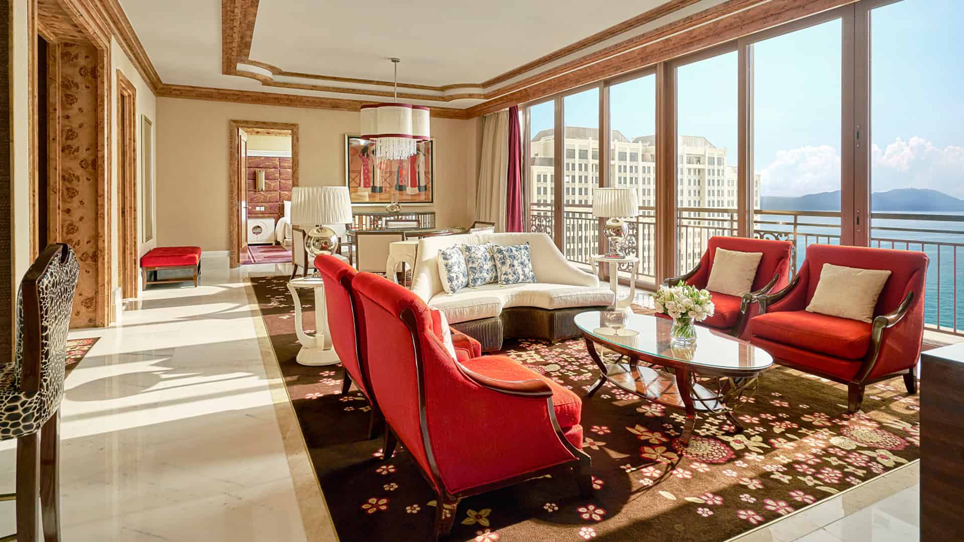 Hạng phòng Royal Suite của khách sạn