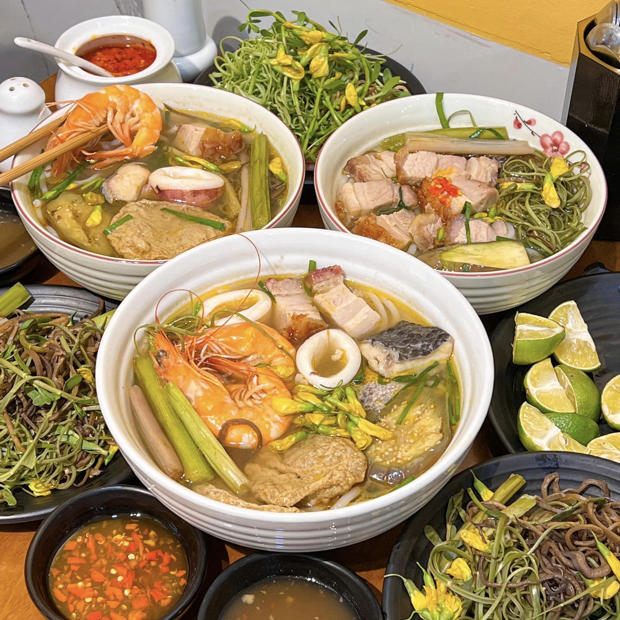 Bún mắm cô Hai Thu
