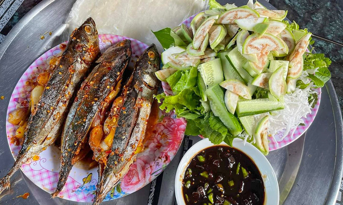 Cá ồ nướng thơm ngon cho dân nhậu khi ghé thăm biển Phú Yên