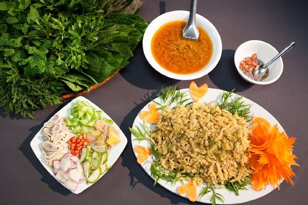 Món gỏi cá nhệch Thái Bình