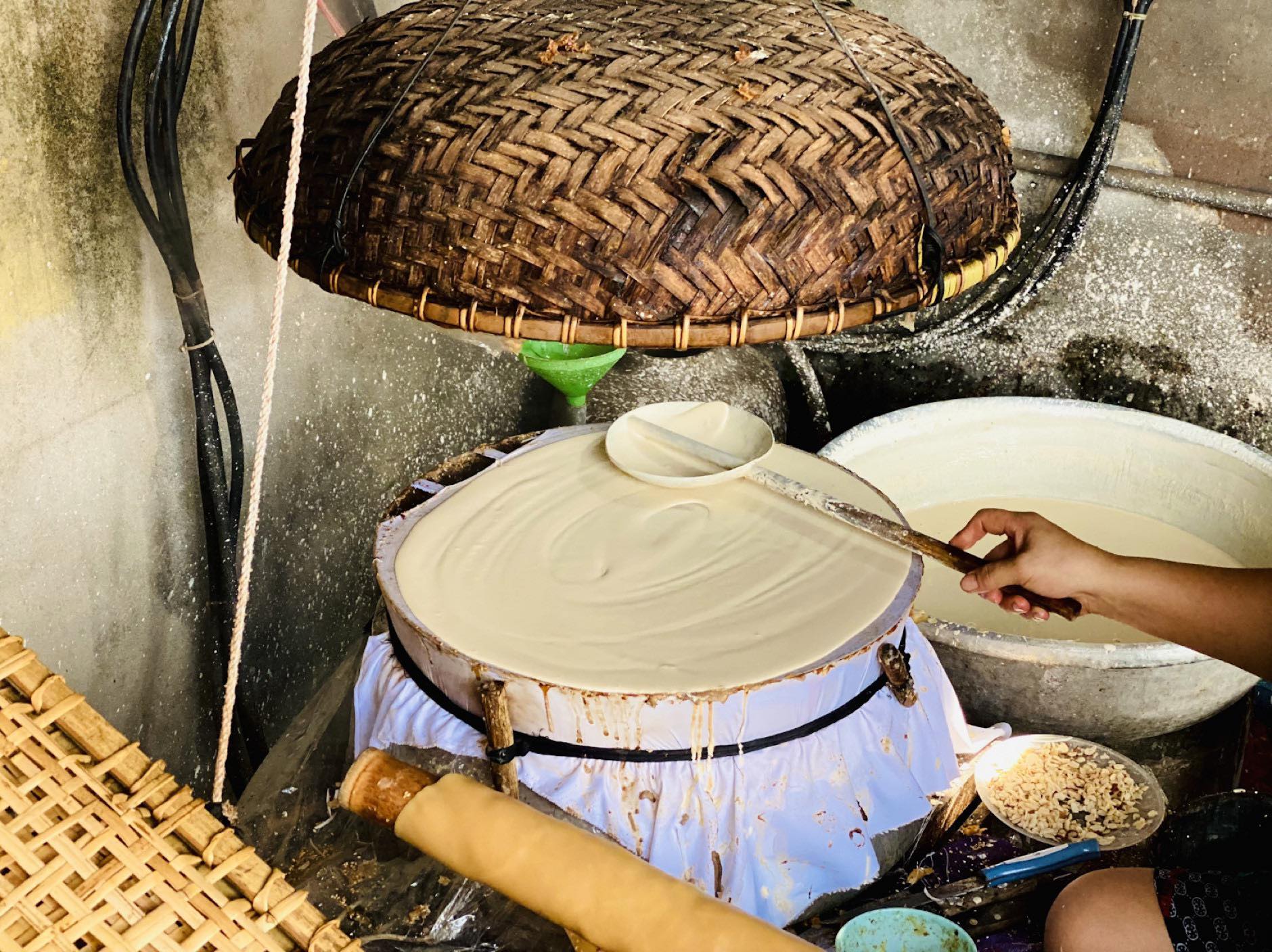 “Giữ lửa” truyền thống với làng nghề bánh đa Thổ Hà, Bắc Giang