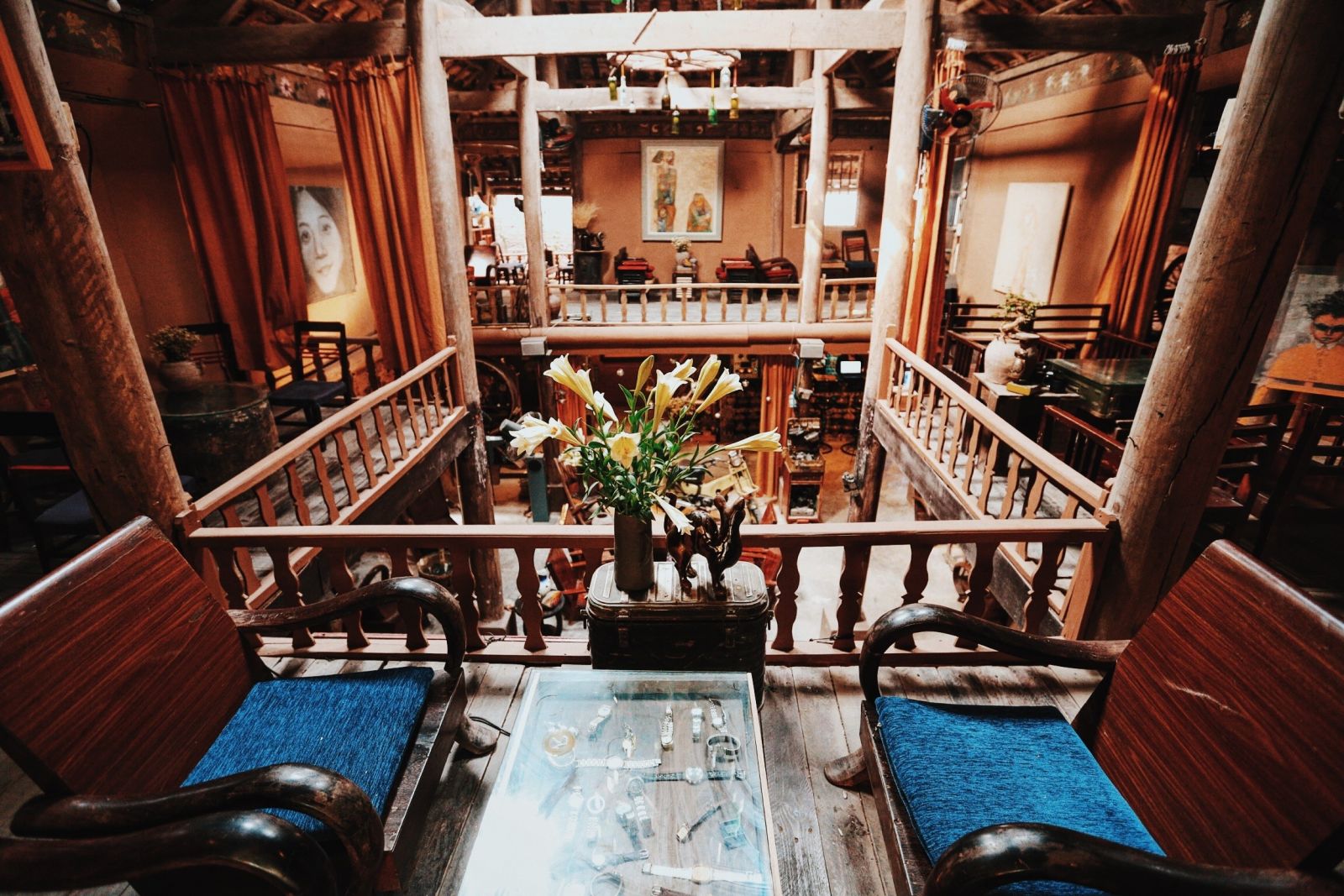 Nhà sàn Art cafe 
