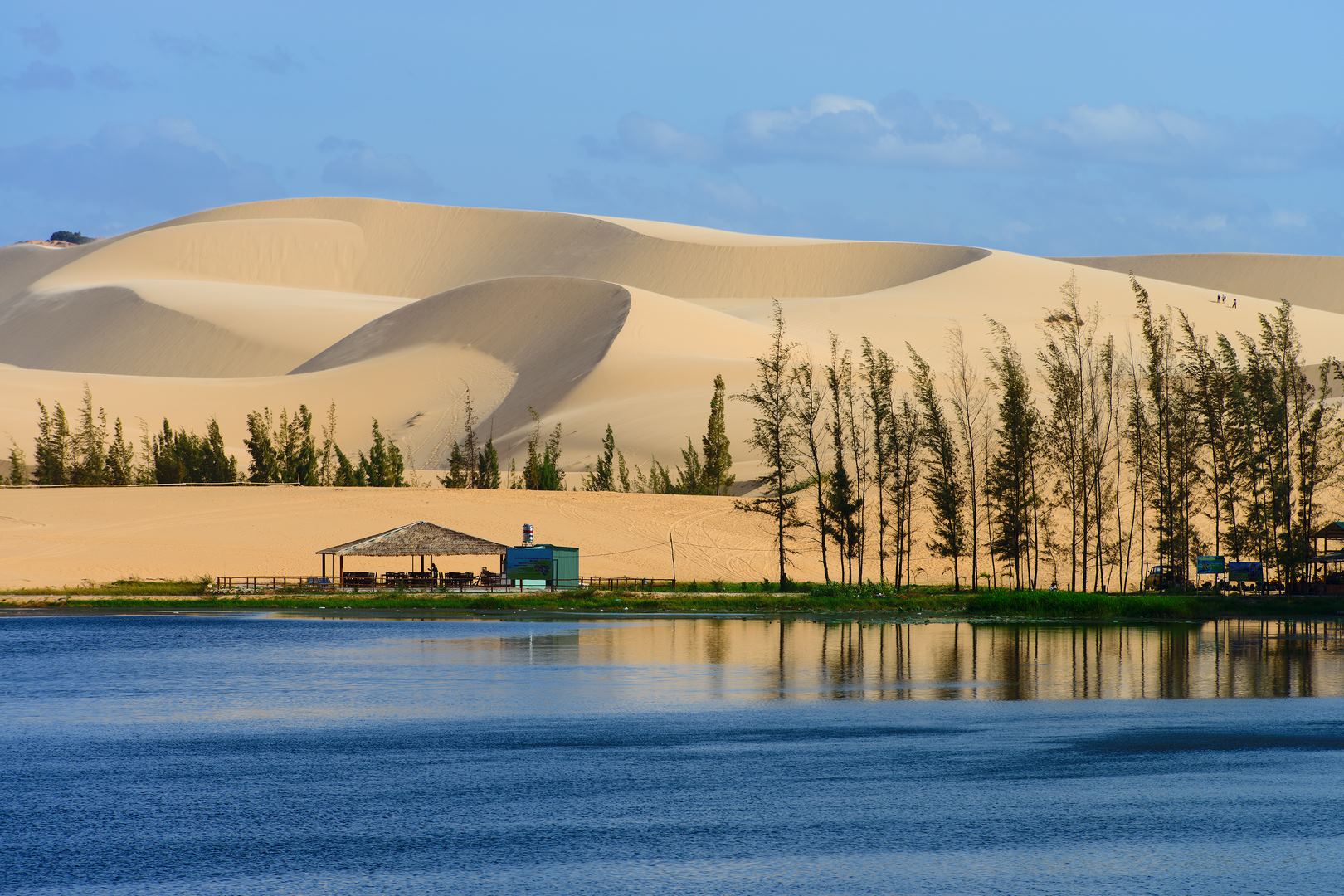 Khu du lịch Bàu Trắng Phan Thiết