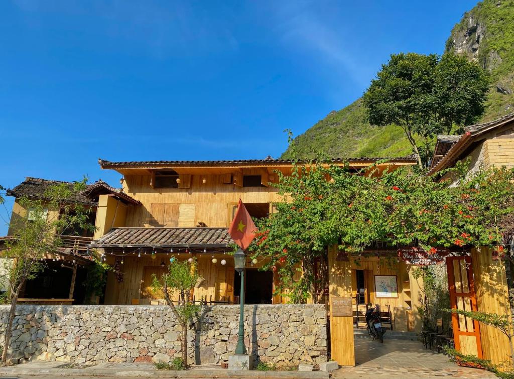 Không gian Mèo Vạc Valley với kiến trúc ấn tượng