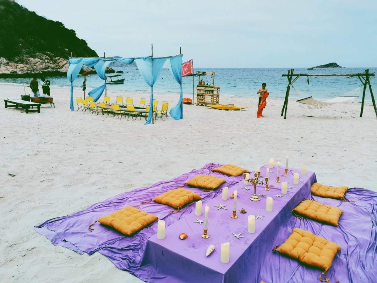 Thưởng thức ẩm thực ngay tại bãi biển